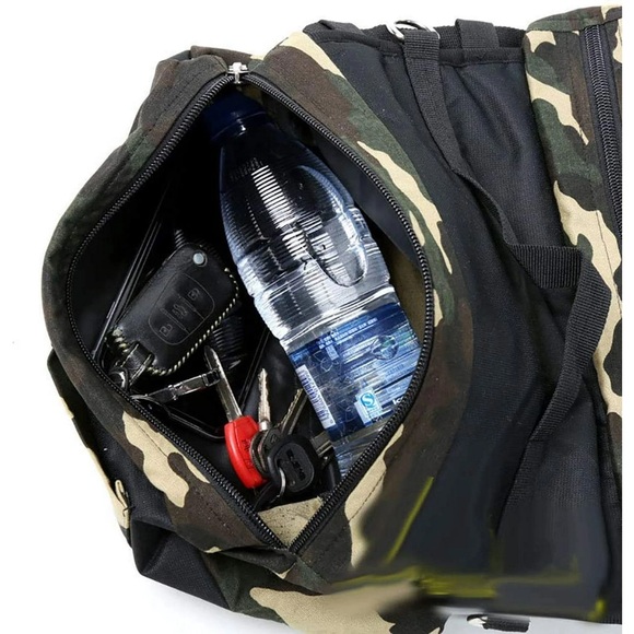 Camo dog backpack with pockets and water bowl - Picture 4 of 7